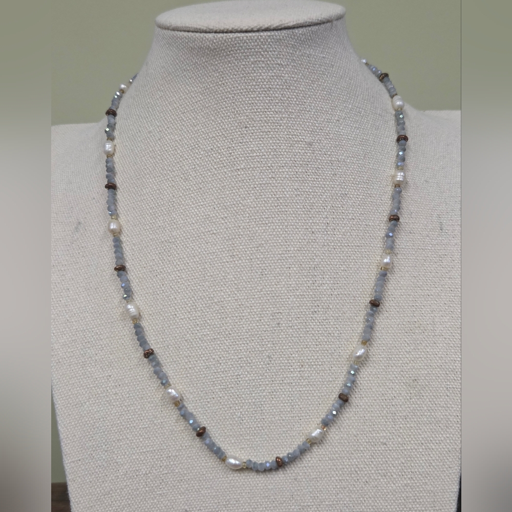 Marlyn Schiff Pearl and Gray Beaded Necklace